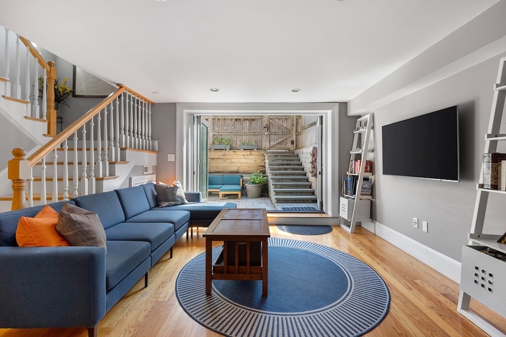 77 Rutland St unit 1, Boston, MA 02118 - photo 1