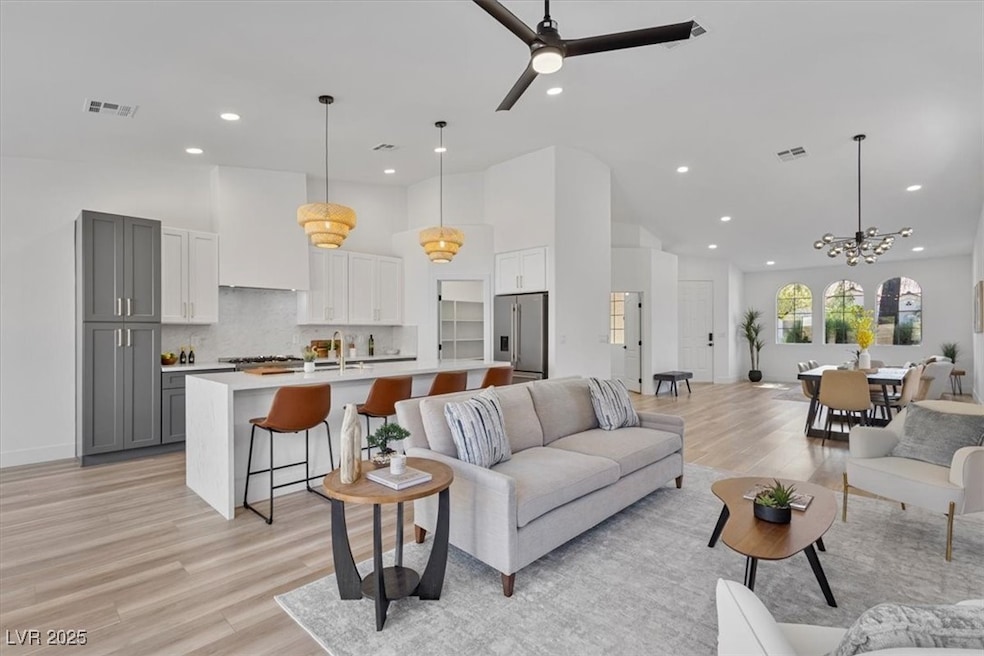 4176 Demoline Cir unit 2, Las Vegas, NV 89141 - photo 1