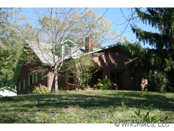 Low maintenance brick