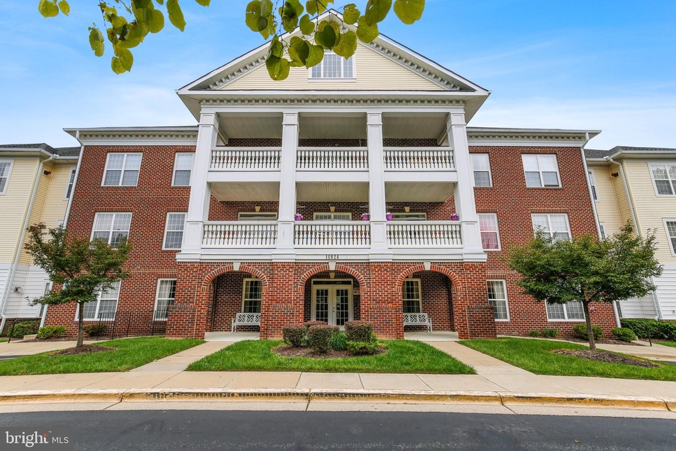 11924 Darnestown Rd, Gaithersburg, MD 20878 - photo 1