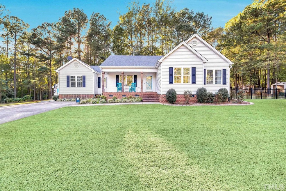 41 Woodland Ridge Dr, Fuquay Varina, NC 27526 MLS 2537500