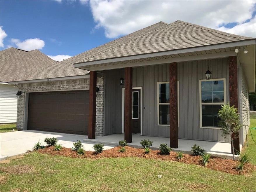 4817 Park Shore Dr, Marrero, LA 70072 - photo 1