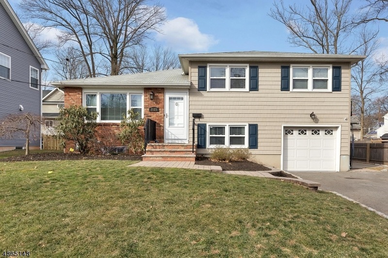 2121 Newark Ave, Scotch Plains, NJ 07076 - photo 1