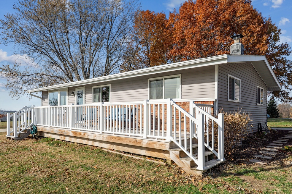 16437 173rd Ave, Milo, IA 50166 - photo 1