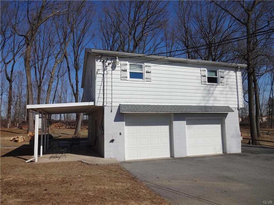 6119 Snyders Church Rd, Bath, PA 18014 - photo 1