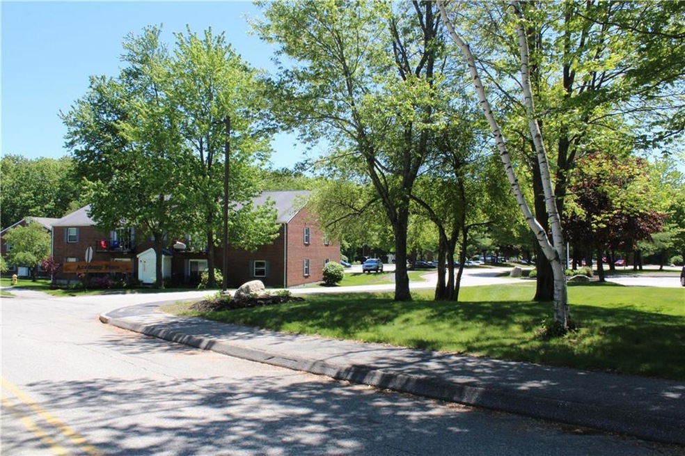 9 Academy Place unit 46, Saco, ME 04072 - photo 1