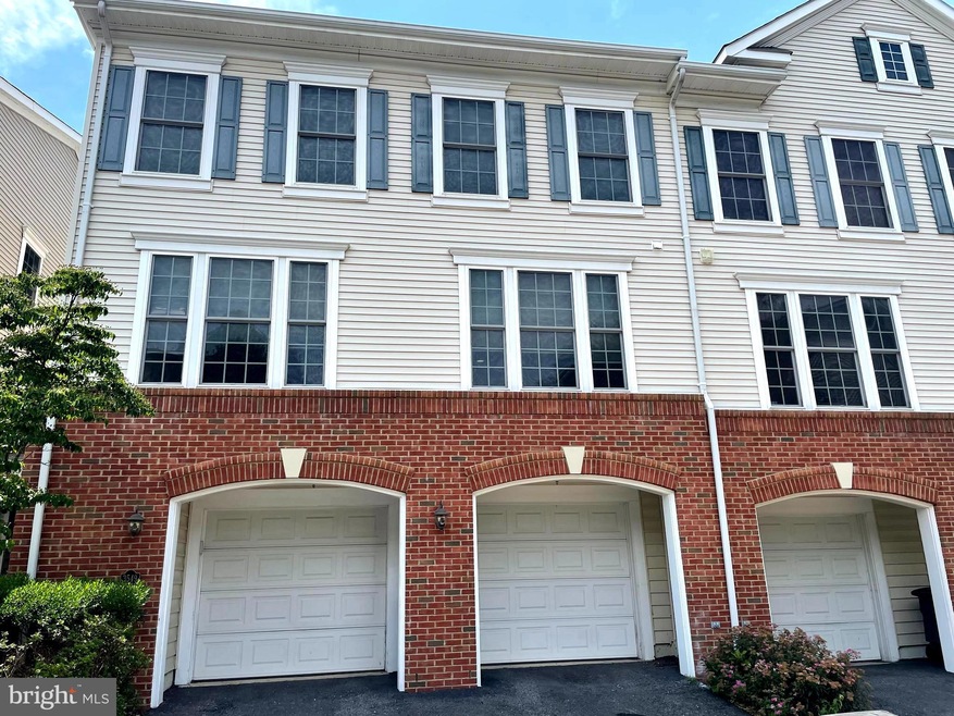 3551 Huntley Manor Ln unit 84A, Alexandria, VA 22306 - photo 1