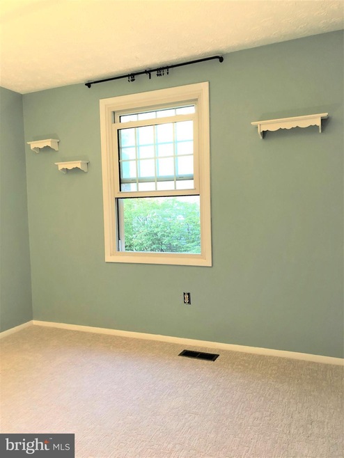 11513 Ivy Bush Ct, Reston, VA 20191 - photo 1