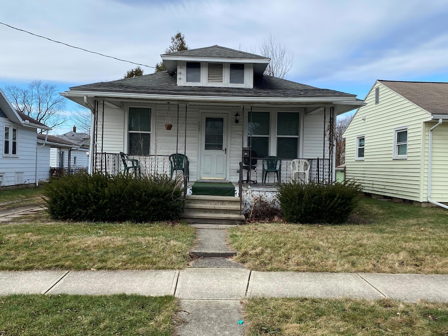 525 Oak St, Marion, OH 43302 - photo 1