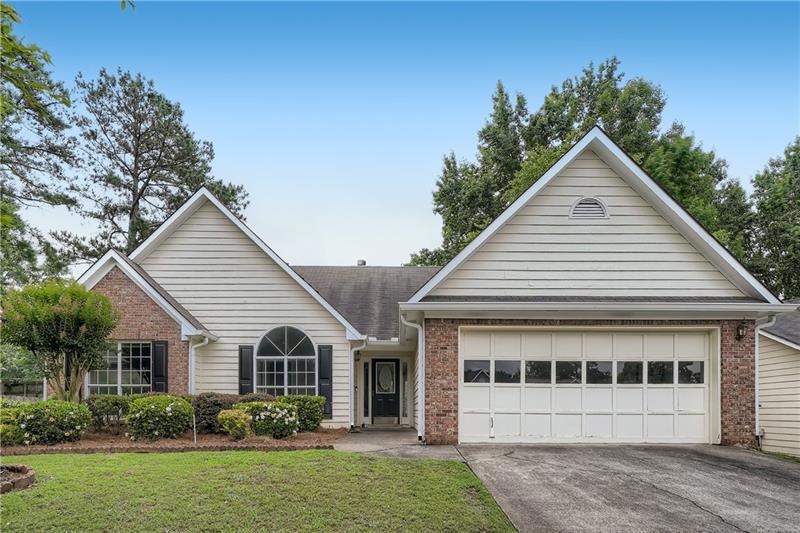 4720 Cambridge Park Ct, Duluth, GA 30096 - photo 1