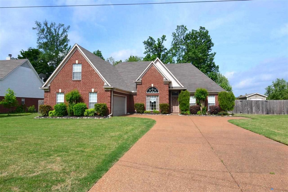 240 Countrywood Ln, Oakland, TN 38060 - photo 1