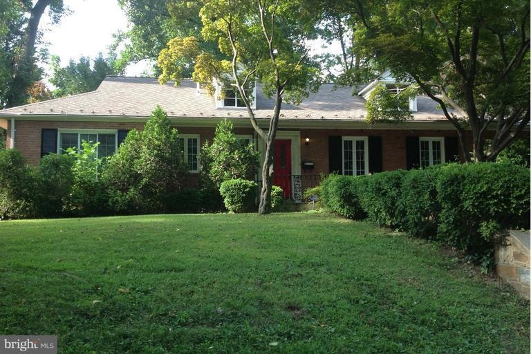 3509 E West Hwy, Chevy Chase, MD 20815 - photo 1