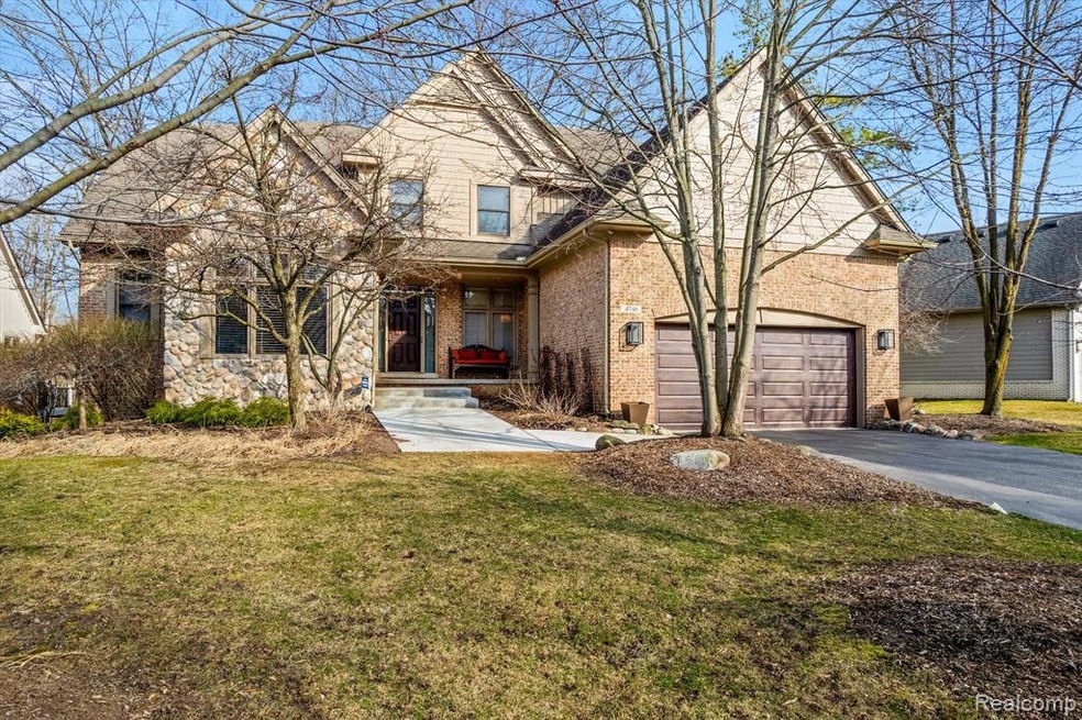 WELCOME TO...4746 Woodbine Circle!