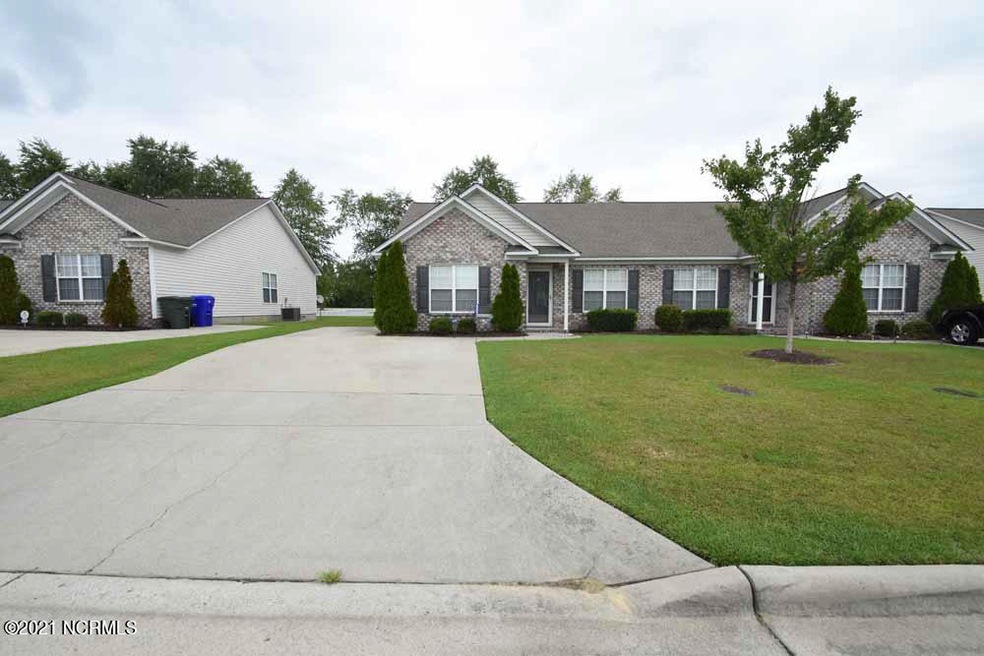 2540 Saddleback Dr unit A, Winterville, NC 28590 - photo 1