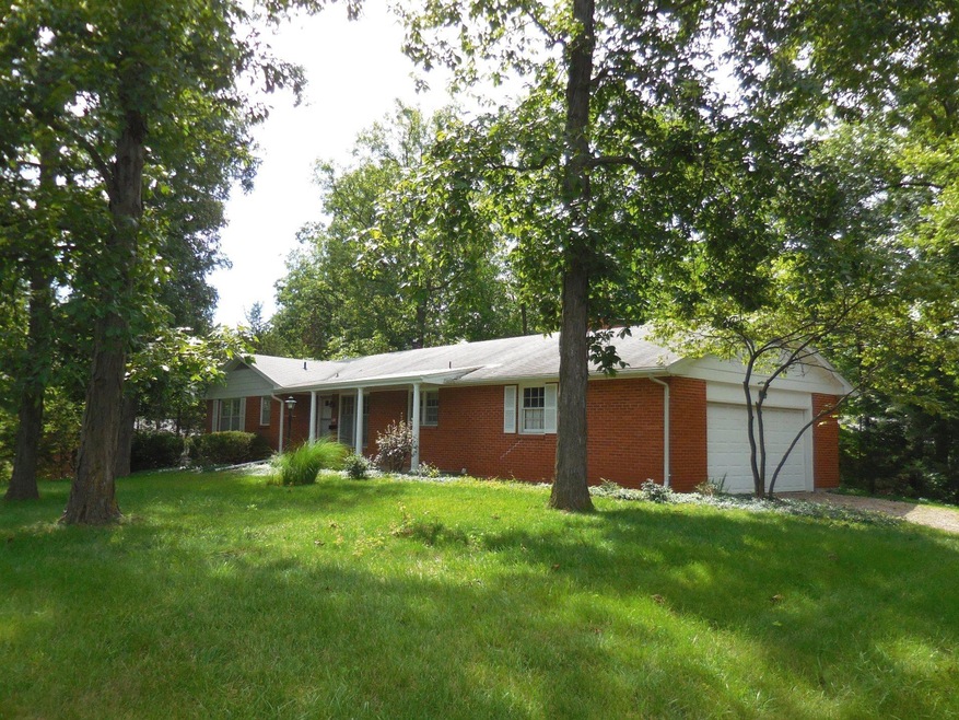 Front View 2014 Chalmers Rd.
