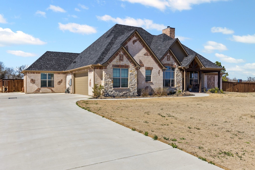 Under Contract $570,000