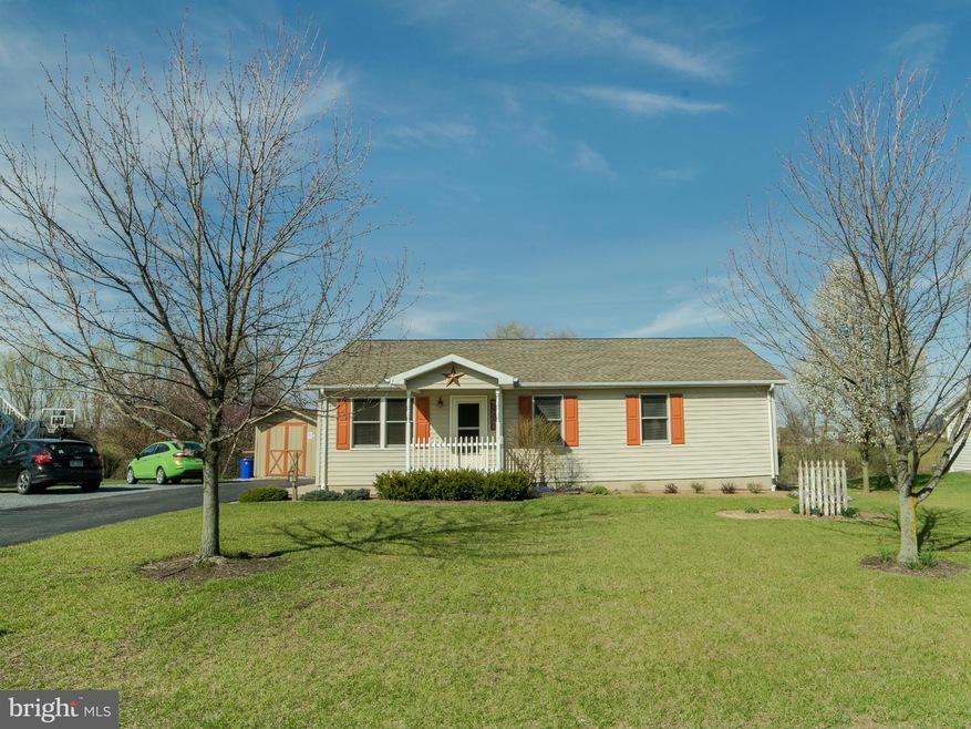 1393 Memory Ln, Chambersburg, PA 17201 - photo 1