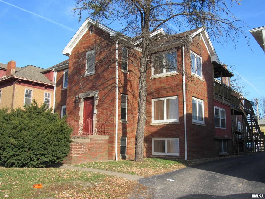 1425 Brady St unit 3, Davenport, IA 52803 - photo 1