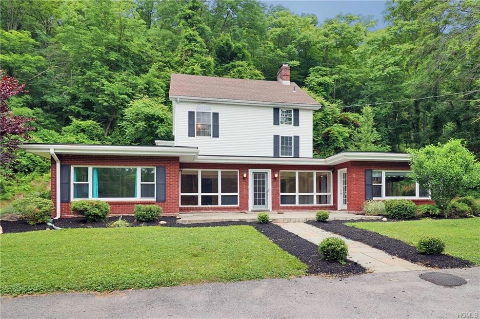 60 Carpenter Rd, Hopewell Junction, NY 12533 - photo 1