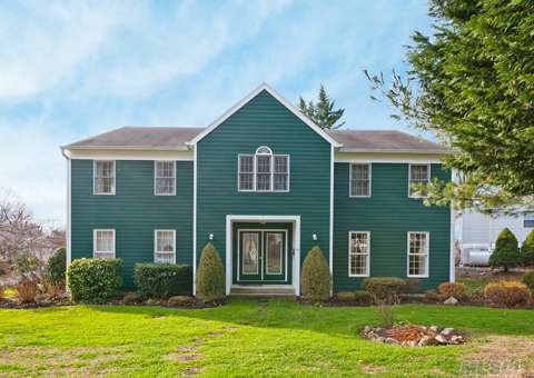 unlisted-address, Glen Head, NY 11545 - photo 1