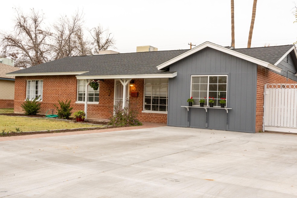 1504 W Berridge