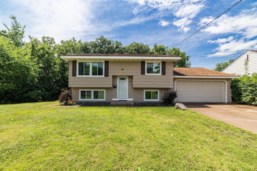 Sold $305,000 • Co-Listing Agent