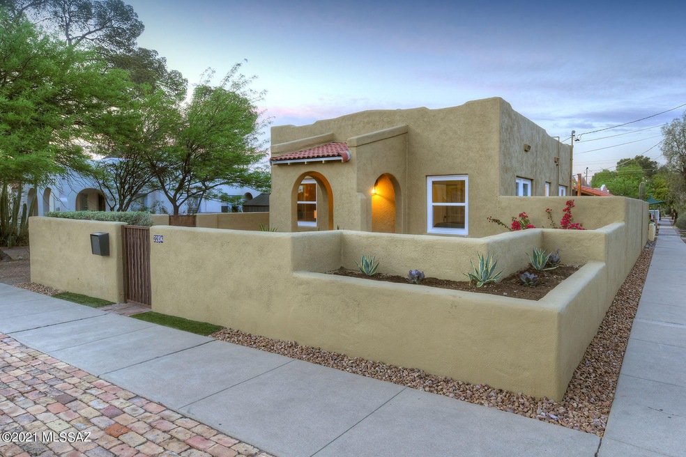 2204 E 2nd St, Tucson, AZ 85719 - photo 1