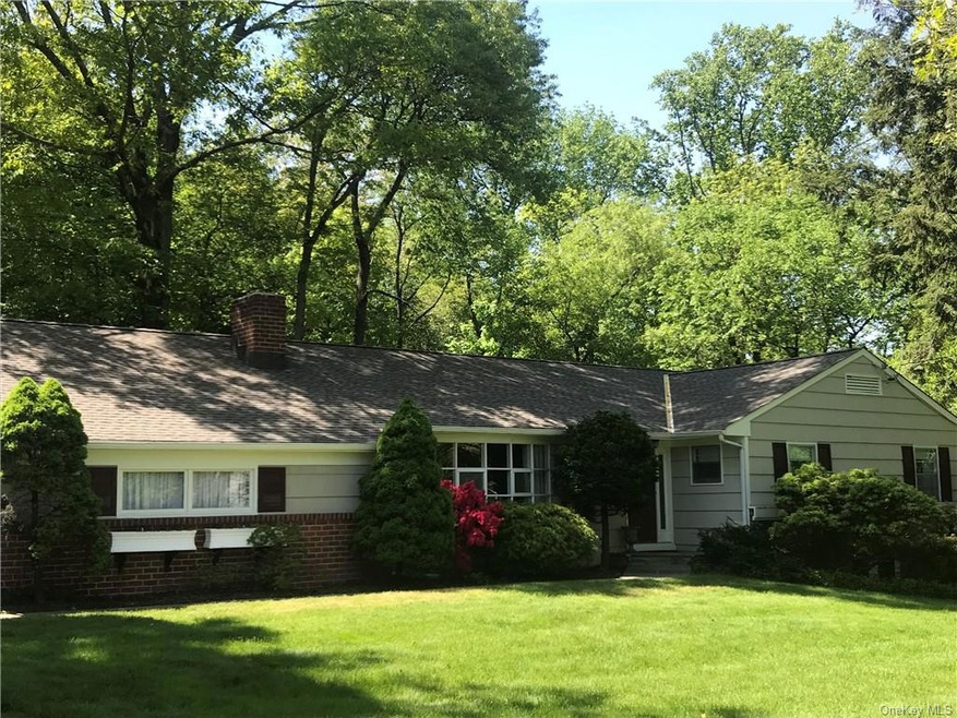 56 Stonehedge Dr S, Greenwich, CT 06831 - photo 1