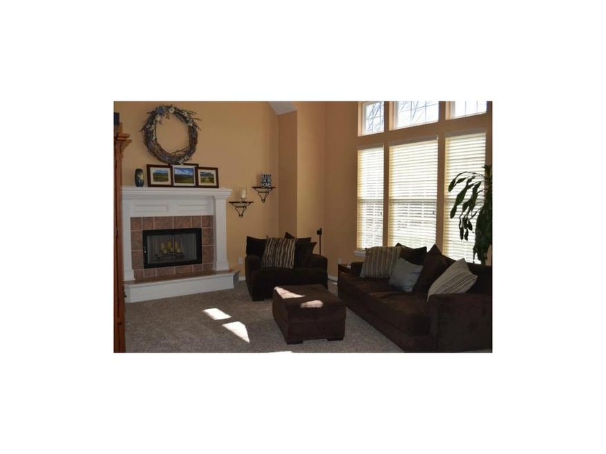 Vaulted & Soaring Great Room Greets YOU