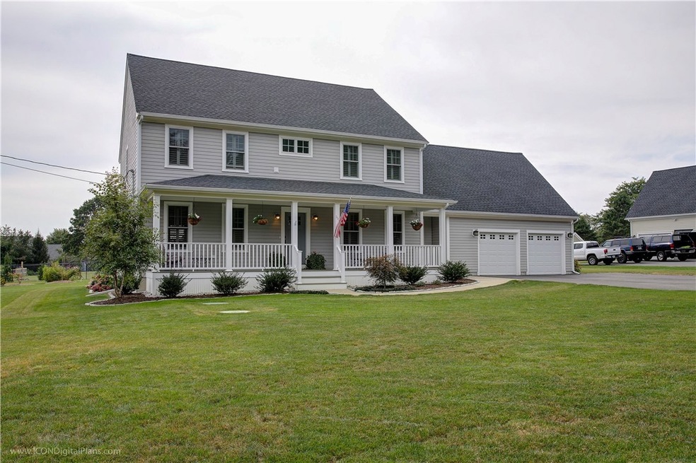 111 Bramans Ln, Portsmouth, RI 02871 - photo 1