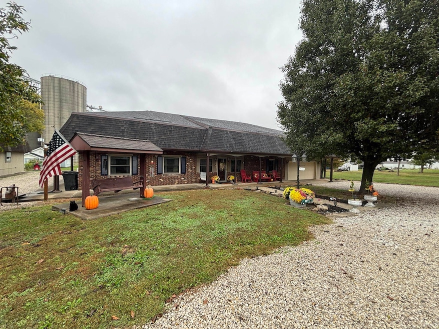 106 E 16th St, Vincennes, IN 47591 - photo 1