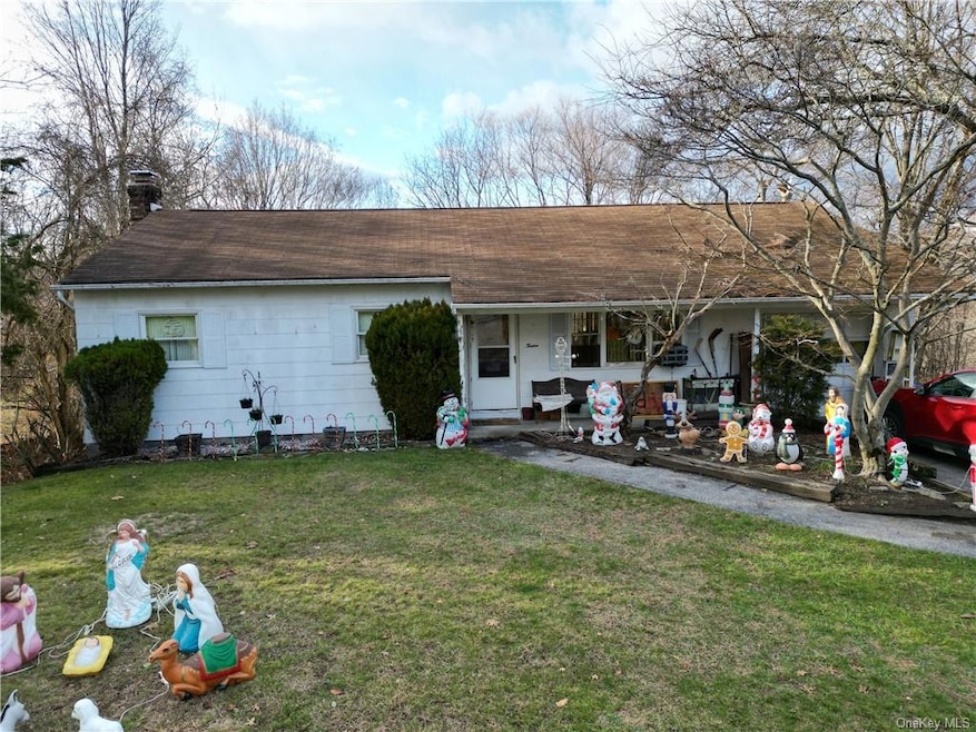 12 Hawthorne Dr, Monroe, NY 10950 - photo 1