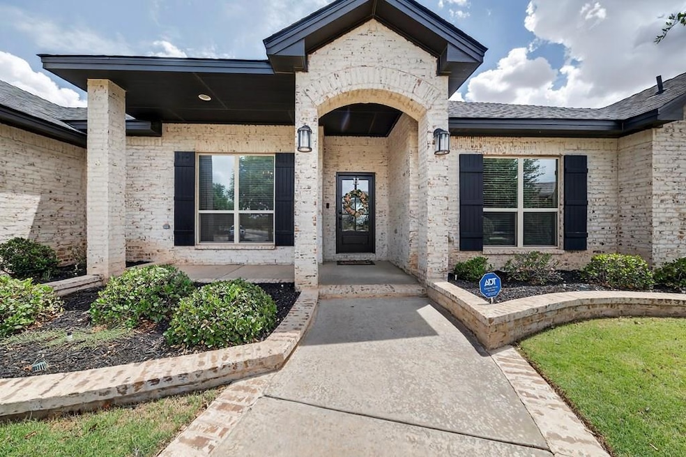 Under Contract $785,000