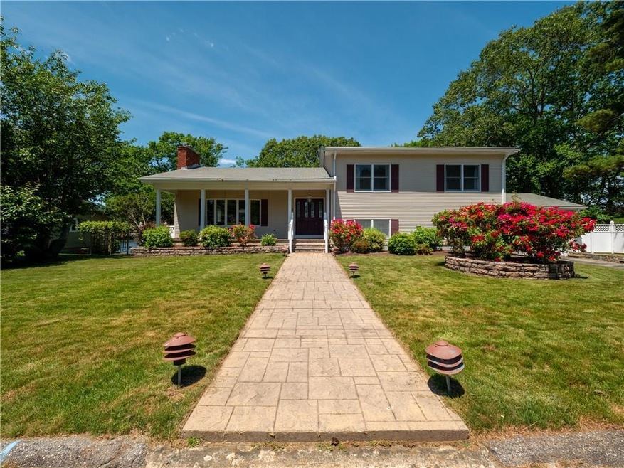 226 Hilton Rd, Warwick, RI 02889 - photo 1