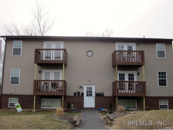 1111 Arrowhead Dr unit 2, Collinsville, IL 62234 - photo 1