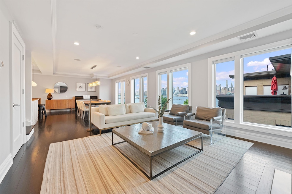 38 Oxford Landing unit 38, Weehawken, NJ 07086 - photo 1