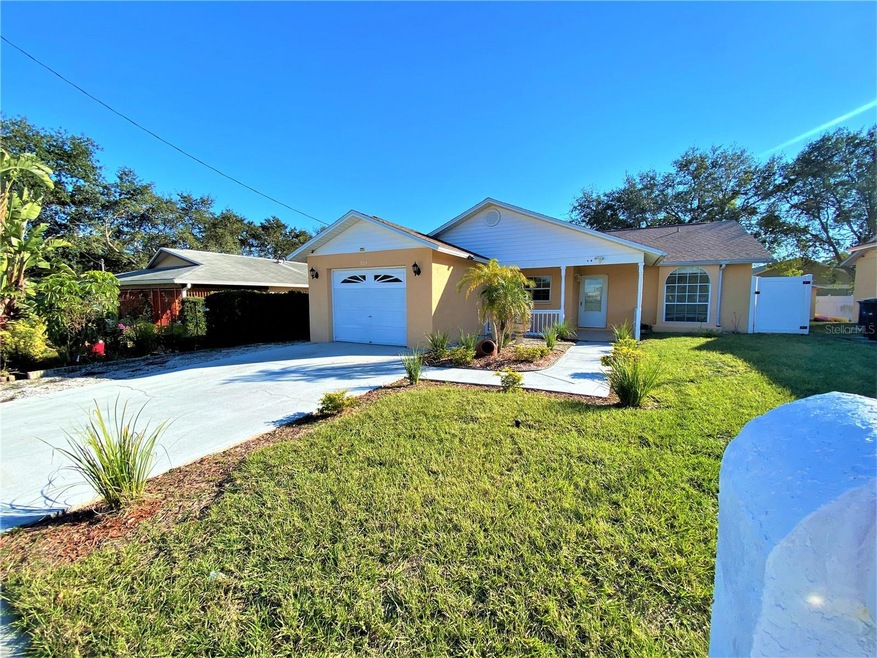 705 Margo St, Clearwater, FL 33755 - photo 1