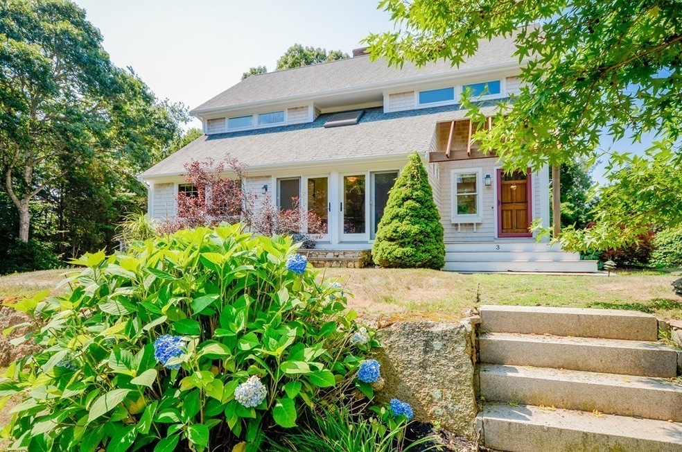 3 Spruce Ave, Mattapoisett, MA 02739 - photo 1