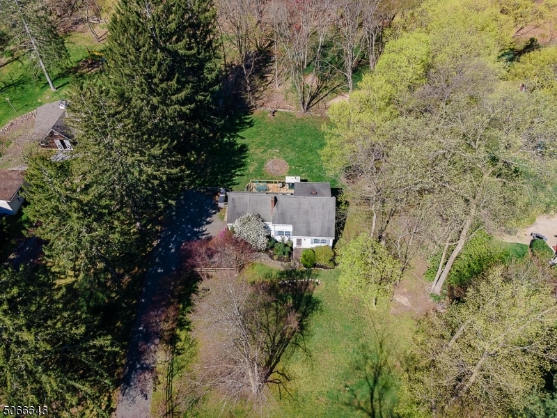 61 W Saddle River Rd, Saddle River, NJ 07458 - photo 1