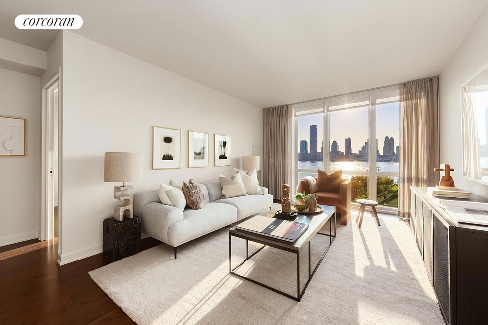 The Solaire unit 8L, New York, NY 10282 - photo 1