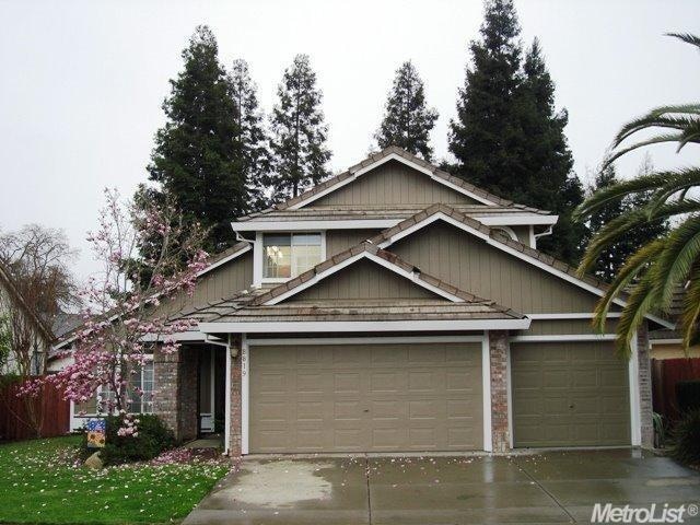 Freshly painted, Cement tile shingle roof, Solar s