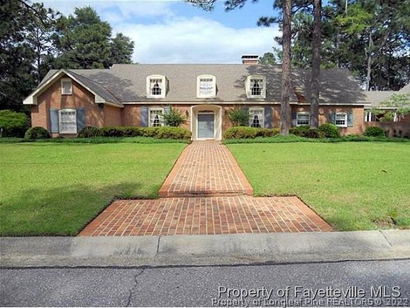 1123 Longleaf Dr, Fayetteville, NC 28305 - photo 1