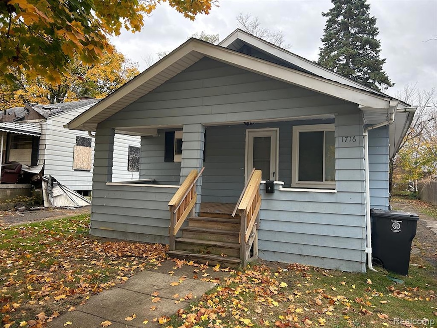 1716 Colorado Ave, Flint, MI 48506 - photo 1