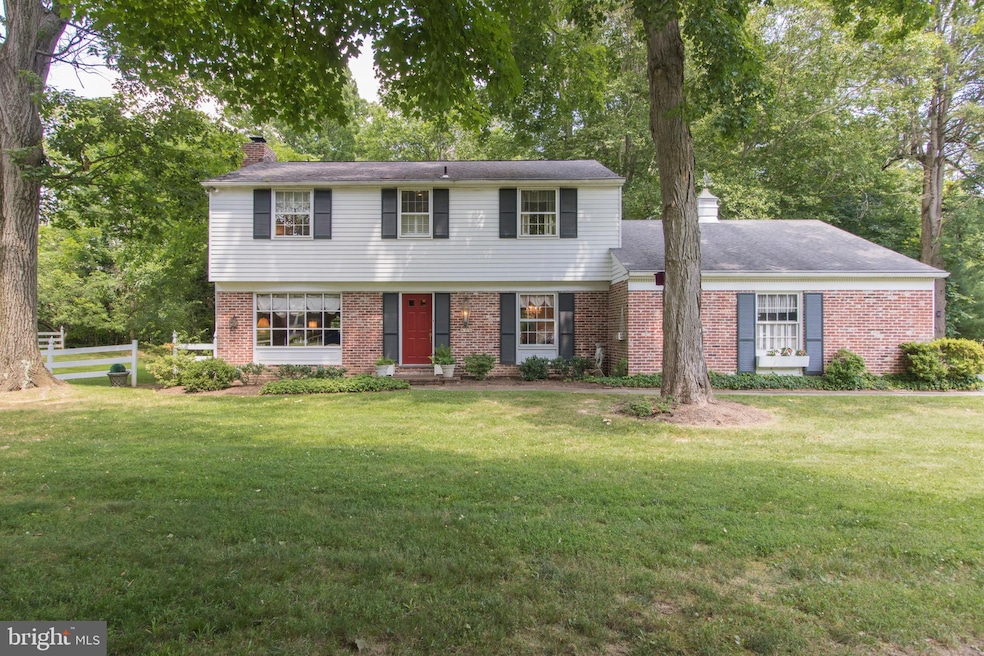 831 Pine Tree Rd, Lafayette Hill, PA 19444 - photo 1