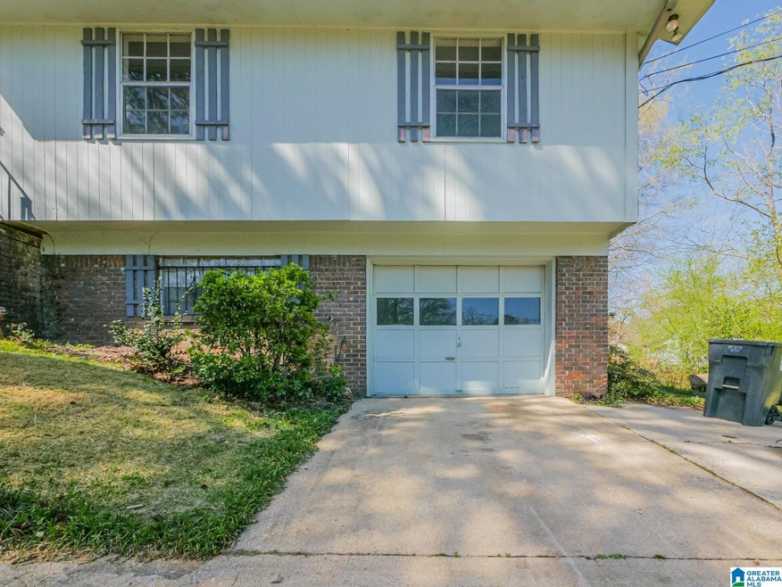 500 21st Ave NE, Center Point, AL 35215 - photo 1