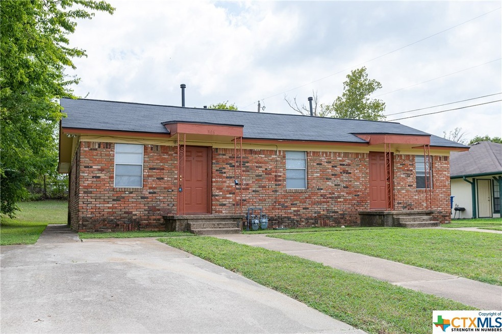 804 Hackberry St, Copperas Cove, TX 76522 - photo 1