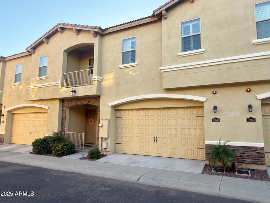 8976 N 8th Dr, Phoenix, AZ 85021 - photo 1