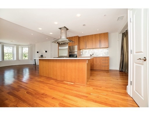 17 Durham St unit 5, Boston, MA 02115 - photo 1
