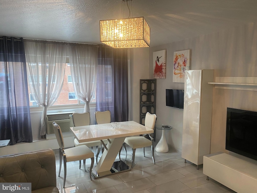 2101 17 Chestnut St unit 519, Philadelphia, PA 19103 - photo 1