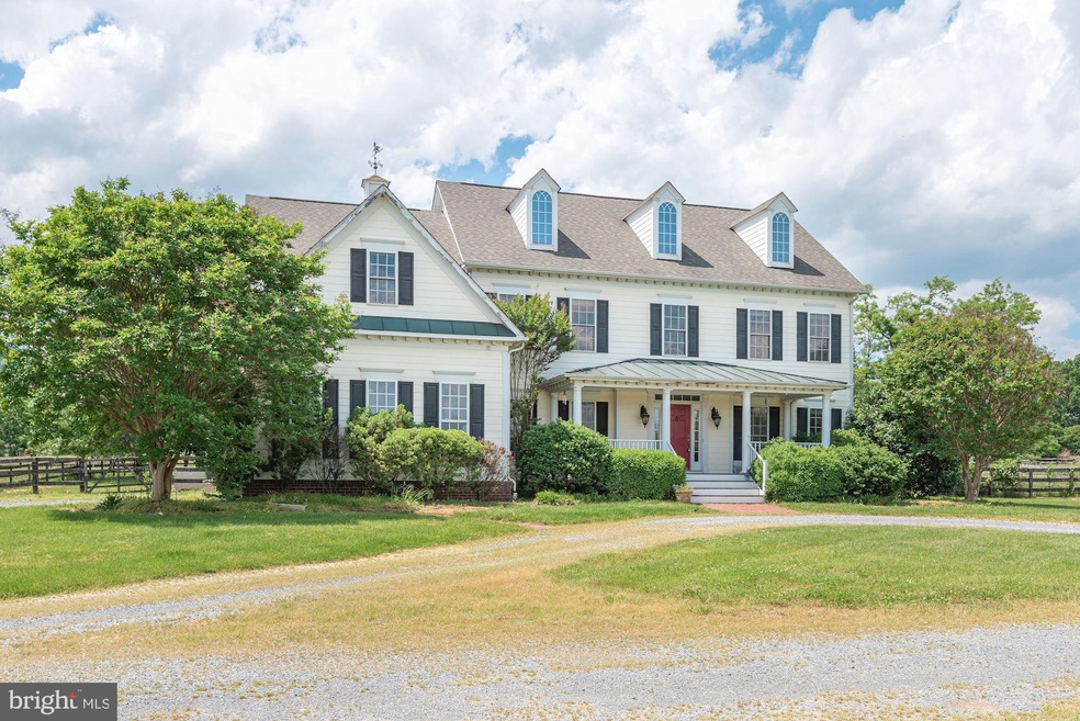 19187 Foggy Bottom Rd, Bluemont, VA 20135 - photo 1